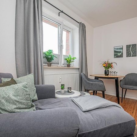 Fewo1846 - Kommood - Zentral Gelegenes Studio-Apartment Mit Balkon Im Hochparterre Flensburg Exterior photo